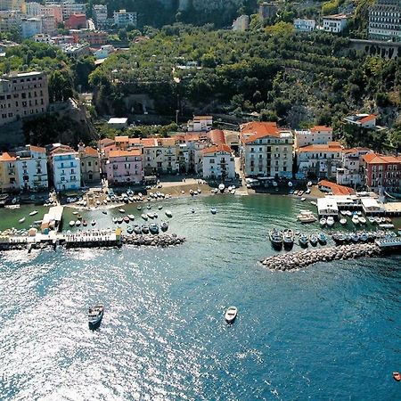 La Luella Apartment Соренто Екстериор снимка